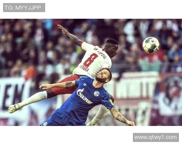 沙尔克04主场逼平沃尔夫斯堡，延续不败纪录