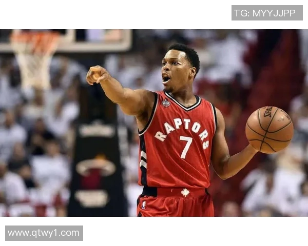 猛龙战胜黄蜂，洛瑞率队反超取胜：不屈斗志引领胜利