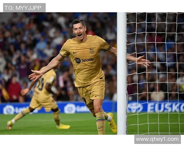 罗伯特·莱万多夫斯基:刷新德甲单季进球纪录的绝对力量