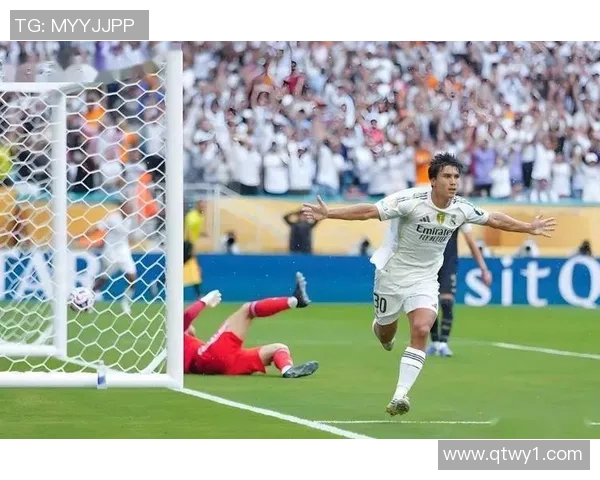 西甲联赛积分榜:皇马力压巴萨登顶,塞维利亚紧追其后